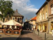 Plac ZWM na starych zdjęciach: Od katastrofy budowlanej do nowego oblicza bielskiego Rynku