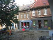 Plac ZWM na starych zdjęciach: Od katastrofy budowlanej do nowego oblicza bielskiego Rynku