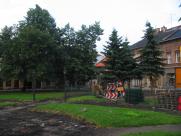 Plac ZWM na starych zdjęciach: Od katastrofy budowlanej do nowego oblicza bielskiego Rynku