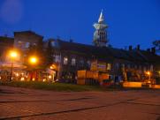 Plac ZWM na starych zdjęciach: Od katastrofy budowlanej do nowego oblicza bielskiego Rynku