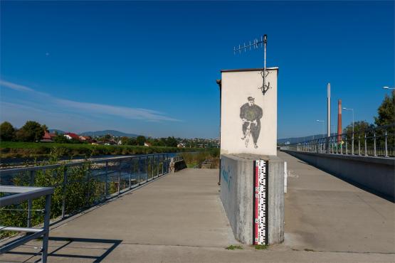 Murale i graffiti, malowanie miasta w świetle i w mroku prawa