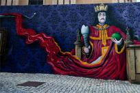 Las pod estakadą, król na ścianie i przystanek z duszą – muralowy przewodnik po Bielsku Las pod estakadą, król na ścianie i przystanek z duszą – muralowy przewodnik po Bielsku