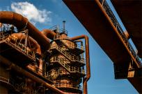 Ostrawa: Przemysłowe Serce, Muzyczna Dusza i Moja Fotograficzna Podróż przez Dolní Vítkovice