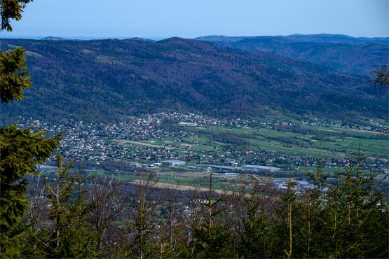 Beskid Śląski: Tajemnicze Ruiny Schroniska „Magura – Kąpielisko”