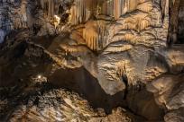 Jaskinia Postojna: Podziemne Królestwo Słowenii, Które Cię Zachwyci!