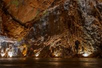 Jaskinia Postojna: Podziemne Królestwo Słowenii, Które Cię Zachwyci!