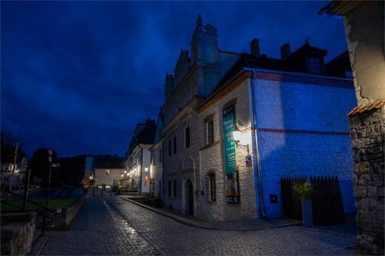 Kazimierz Dolny. Miasto, które pamięta więcej niż pokazuje...