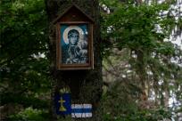 Strażnicy Beskidzkiej Puszczy: Kapliczki, demony i ryki jeleni