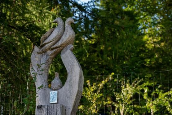 Strażnicy Beskidzkiej Puszczy: Kapliczki, demony i ryki jeleni