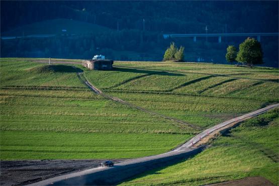 Strażnicy Beskidzkiej Puszczy: Kapliczki, demony i ryki jeleni