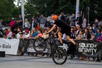 Piąte urodziny Happy Bike Beskidy – pierwszy dzień pełen ognia i rowerowej akrobatyki