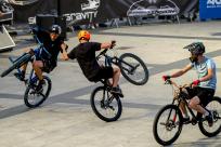 Piąte urodziny Happy Bike Beskidy – pierwszy dzień pełen ognia i rowerowej akrobatyki